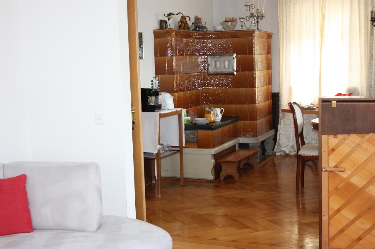 B&B Stirnimann Bunzen ภายนอก รูปภาพ