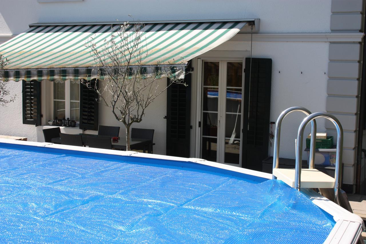 B&B Stirnimann Bunzen ภายนอก รูปภาพ